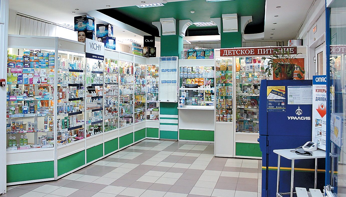 Искать лекарства в аптеках